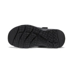 Keen Big Kids' Motozoa Sandal | Black/Alloy 11 Keen Big Kids' Motozoa Sandal | Black/Alloy -Footique Shop 0c8ecdd7cb3e5876814212dd8aa71d45fefb0554
