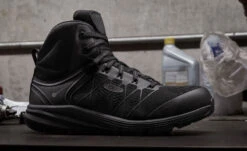 Keen Men's Vista Energy Mid (Carbon-Fiber Toe) | Black/Raven -Footique Shop 1024592 PDP TopImage