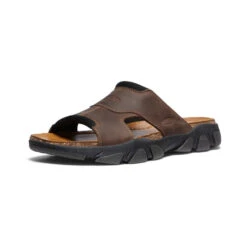 Keen Men's Daytona II Slide | Bison/Black -Footique Shop 2c35832c71ecee29fd3d22f8ab2b68635c562e56