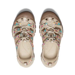 Keen Women's Newport Retro | Multi/Safari -Footique Shop 4ccaca9f521de86aa4defb81b02571e3743d2738