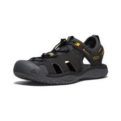 Keen Men's SOLR Sandal | Black/Gold -Footique Shop 4f9d4fef36224e34361722a76993fa5fa49aa10e