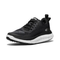 Keen Women's WK400 Walking Shoe | Black/White -Footique Shop 87610497ac8ad35079a43dfd6c4773bbc515ea61