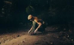 Keen Women's Jasper Rocks Sneaker X Hiking Patrol | Phantasmal Red -Footique Shop KEEN W 1028333 HikingPatrolxJasperRocks Lifestyle PDP Doublewide