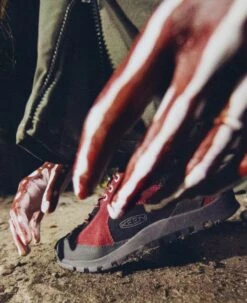 Keen Women's Jasper Rocks Sneaker X Hiking Patrol | Phantasmal Red -Footique Shop KEEN W 1028333 HikingPatrolxJasperRocks Lifestyle PDP Single Right