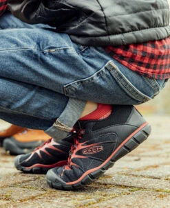 Keen Big Kids' Chandler 2 CNX Sneaker | Black/Red Carpet 15 Keen Big Kids' Chandler 2 CNX Sneaker | Black/Red Carpet -Footique Shop KidsChandler2Lifestyle3 8bf7100b 01c0 4def 875a 86427c7fde6d