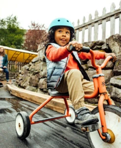 Keen Big Kids' Speed Hound | Black/Camo 14 Keen Big Kids' Speed Hound | Black/Camo -Footique Shop KidsSpeedHoundPDPLifestyle2Kids1026194