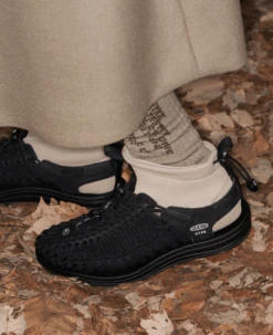 Keen Men's UNEEK High Top X HYKE | Hyke Black -Footique Shop Lifestyle3Mens 1027973