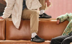 Keen Men's UNEEK | Tortoise Shell/Red Carpet -Footique Shop MUNEEKOGLifestylePDPDoublewide 1 59008f1c a517 4a2b b50a 6a0925d2af81