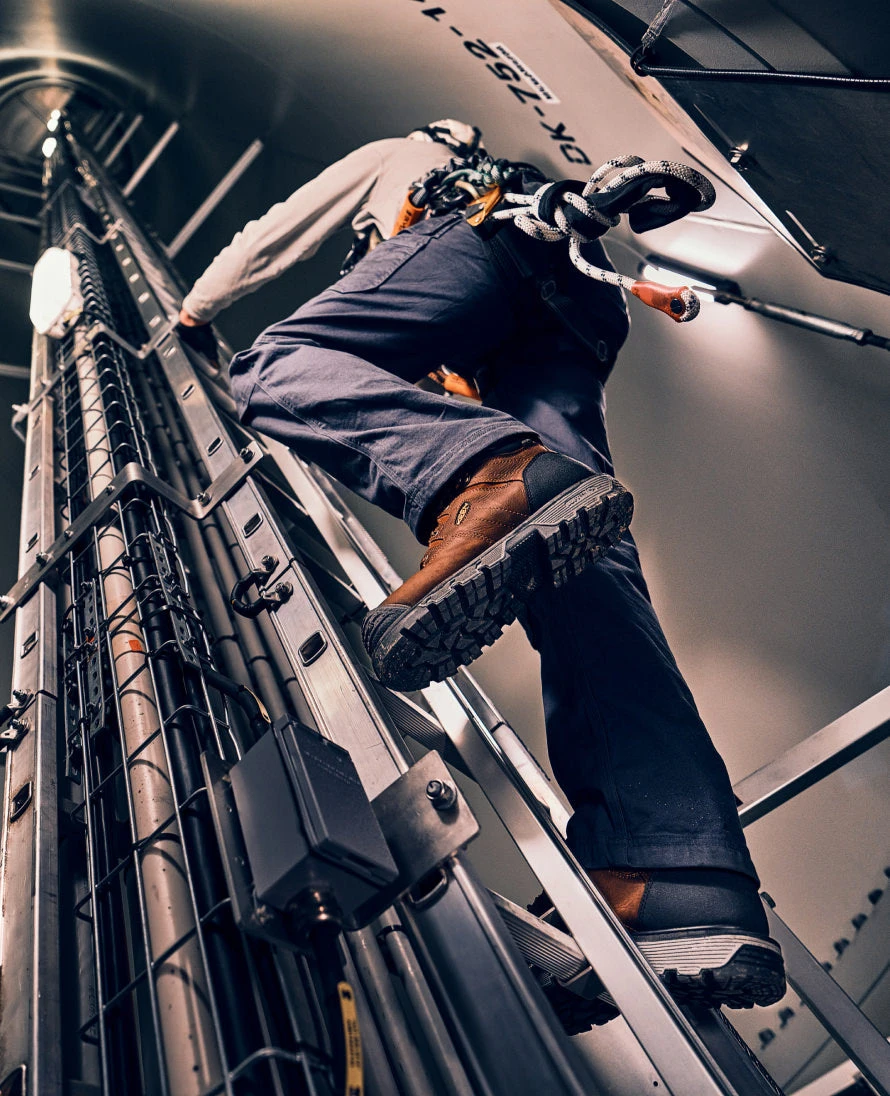 Keen Men's Camden 6" Waterproof Boot (Carbon-Fiber Toe) | Leather Brown/Black 10 Keen Men's Camden 6" Waterproof Boot (Carbon-Fiber Toe) | Leather Brown/Black - Image 8