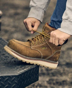 Keen Women's Cincinnati 6" Waterproof Boot (Carbon-Fiber Toe) | Belgian/Sandshell 14 Keen Women's Cincinnati 6" Waterproof Boot (Carbon-Fiber Toe) | Belgian/Sandshell -Footique Shop SDD 505 PDP Cincinnati 1023224 Left Image