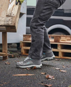 Keen Women's Reno KBF Waterproof Mid (Carbon-Fiber Toe) | Magnet/Ipanema -Footique Shop SDD 506 PDP Reno 1027104 Left Image