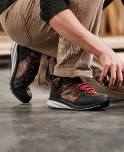 Keen Men's Red Hook Waterproof Boot (Soft Toe) | Tobacco/Black -Footique Shop SDD 604 RedHook 1025618 Left Image