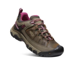 Keen Women's Targhee III Waterproof | Weiss/Boysenberry -Footique Shop cfd6047f933ec684a227d4aaf9b257744293f467