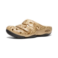 Keen Women's Yogui Arts Clog X THC | Caffe Latte Paisley -Footique Shop e9d7cf540559fbd9a5d9aca2c82c60408f033784